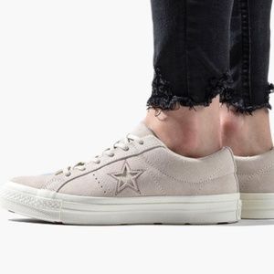 Converse One Star Love Metallic Low Top Sneaker
